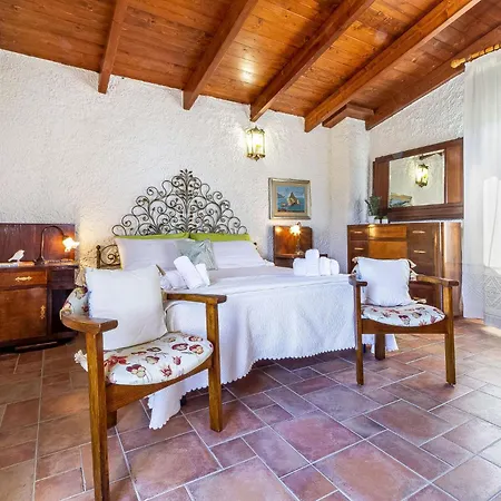 Nuras - Casa Marina Seaview - Peaceful Retreat
