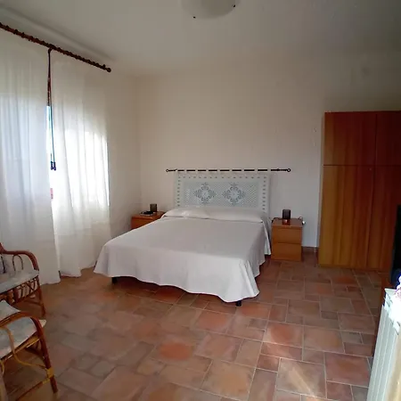 Nura's - Casa Marina アパート アルゲーロ