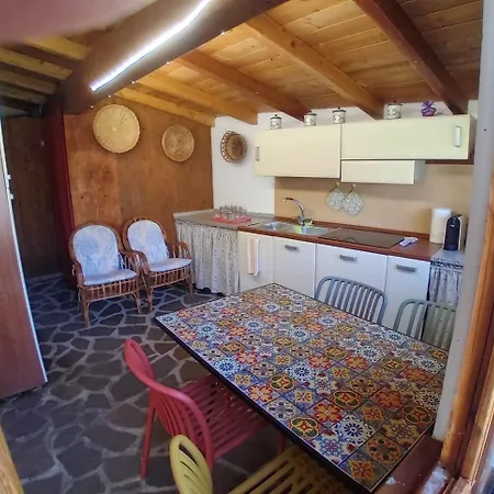 Nura's - Casa Marina アパート アルゲーロ